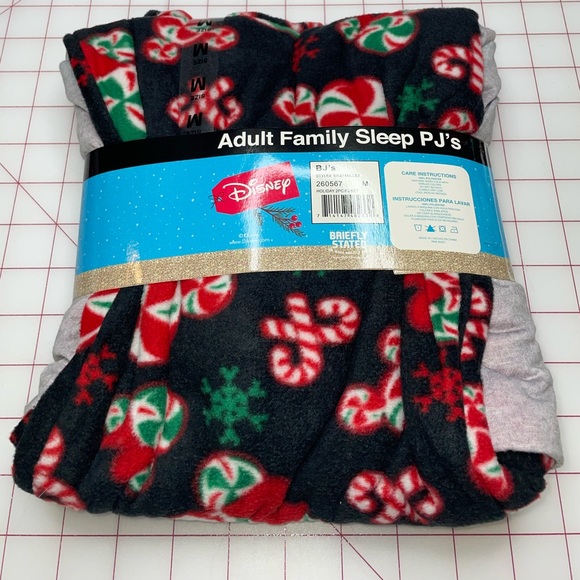 Mickey Mouse Adult Pajama Set - Picture 4 of 4